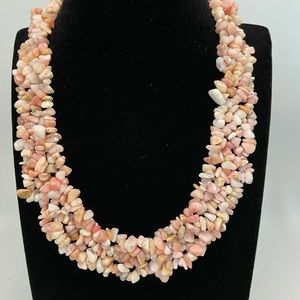 🌸Natural Pink Stone Necklace & Bracelet Set Like New Excellent Condition EUC